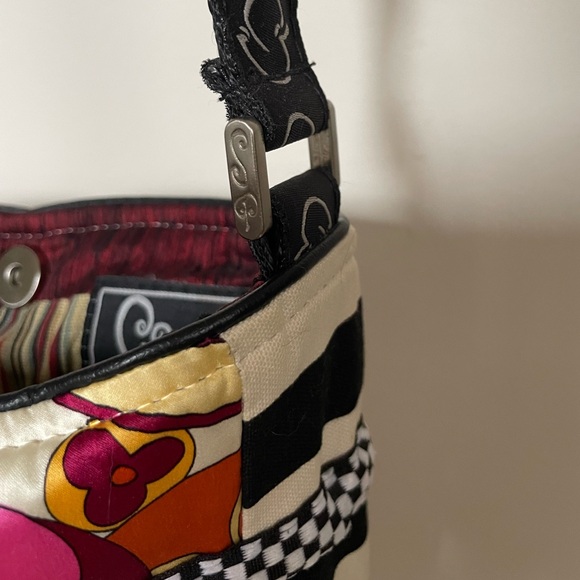 Y2K patchwork raw silk bucket bag - Picture 9 of 9